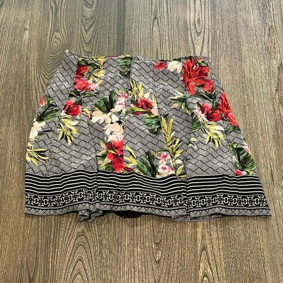 White House Black Market Womens Floral Flared A-Line Skirt Multicolor Size 8 - Picture 6 of 6